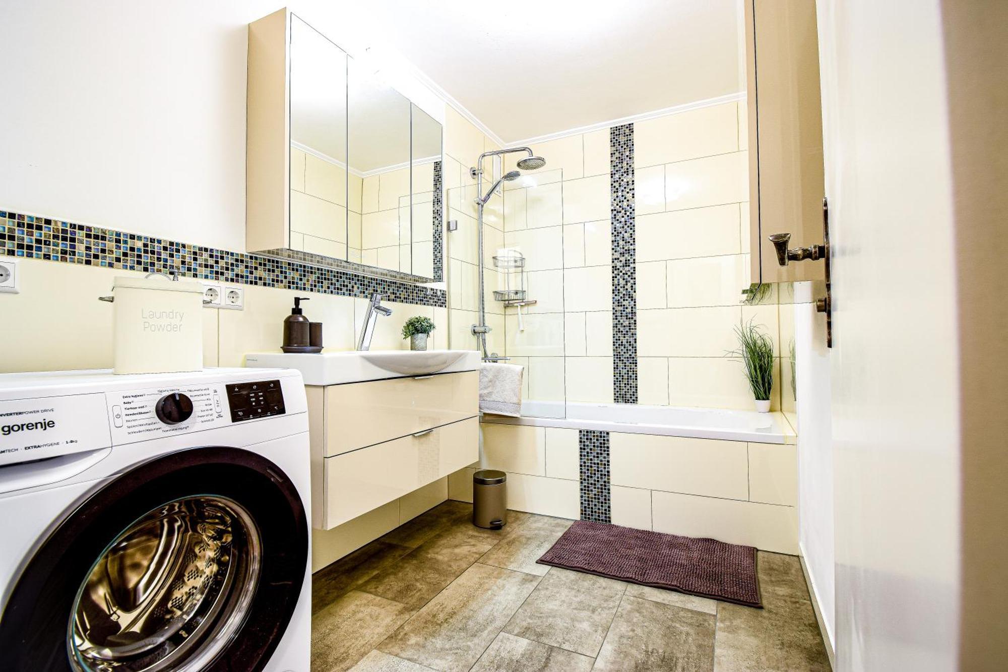Scandic-Apartment - Balkony & Garage, 3Z, 80M2 プフォルツハイム エクステリア 写真